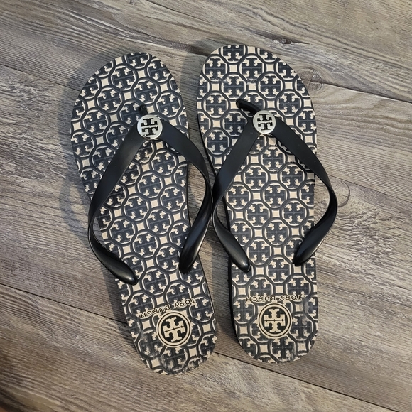 Tory Burch Shoes - Tory Burch Black and Cream Monogram Logo Print Flip Flops Size 8